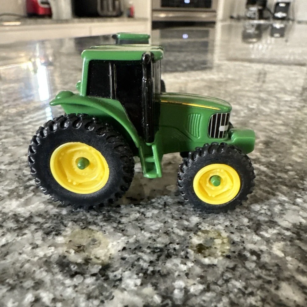 ERTL JOHN DEERE 8520 6400/6402 Tractors 1/64 Plastic Metal Used Toy 2 For 1‎